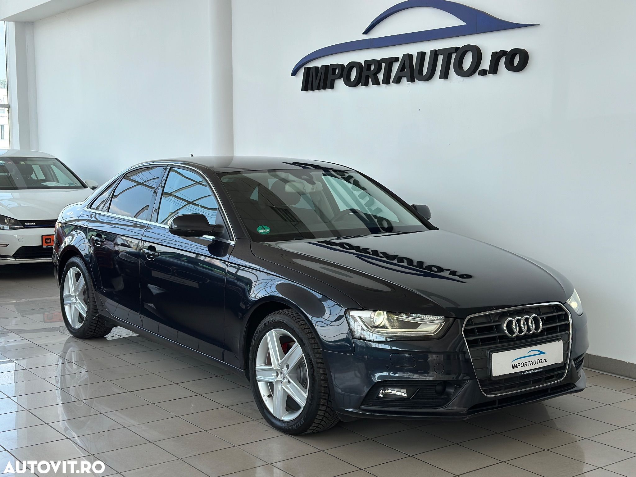 Audi A4 - 1