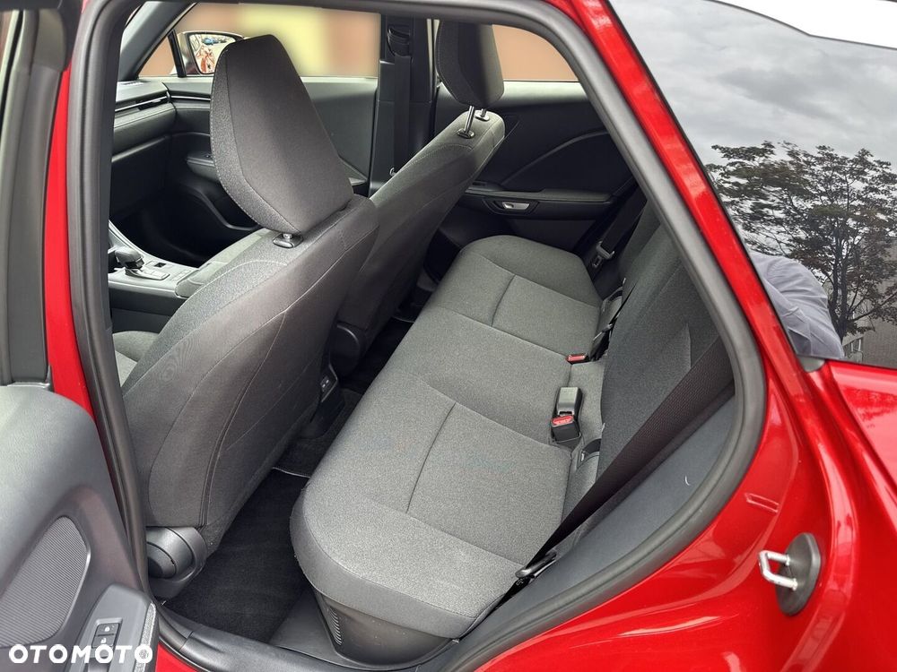 Lexus LBX 1.5 Hybrid - 12