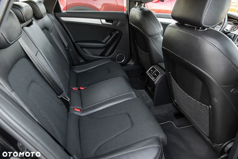 Audi A4 Avant - 31