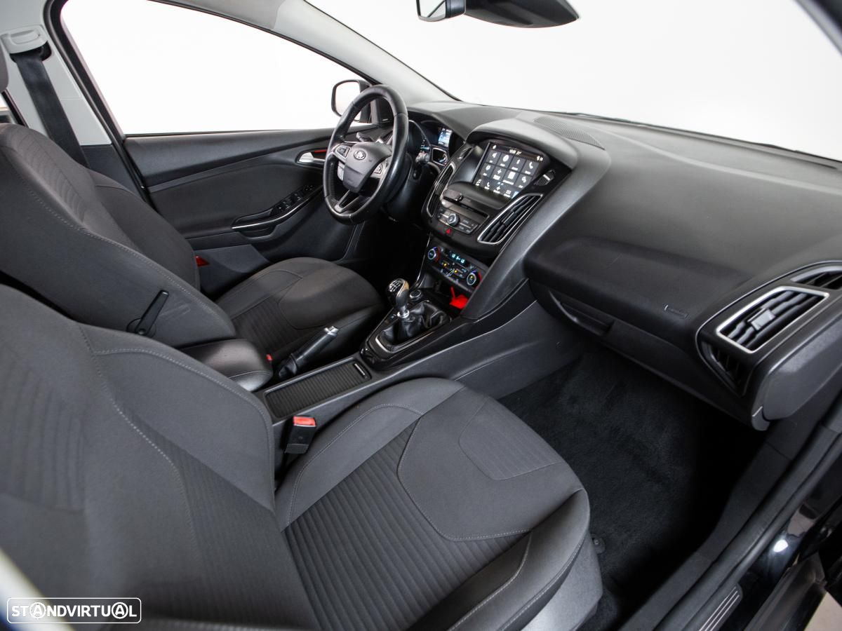 Ford Focus SW - 5