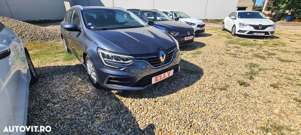 Renault Megane Grandtour E-TECH Plug-in 160 BUSINESS EDITION - 4