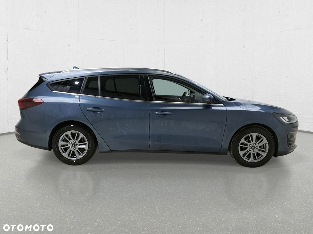 Ford Focus - 8
