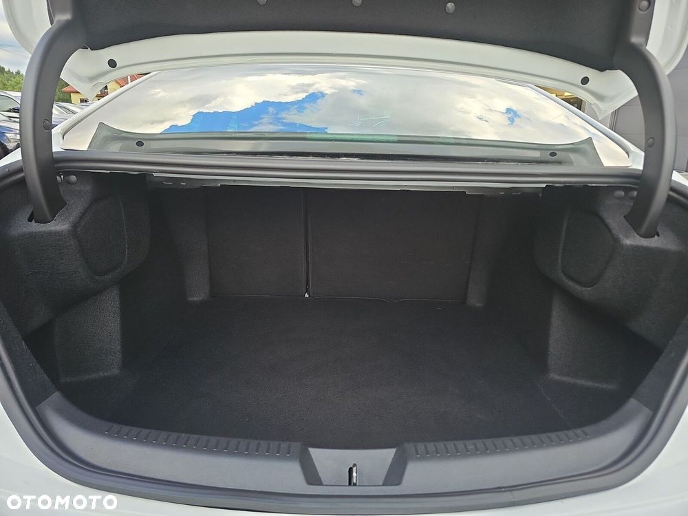 Renault Megane 1.3 TCe Techno EDC - 18