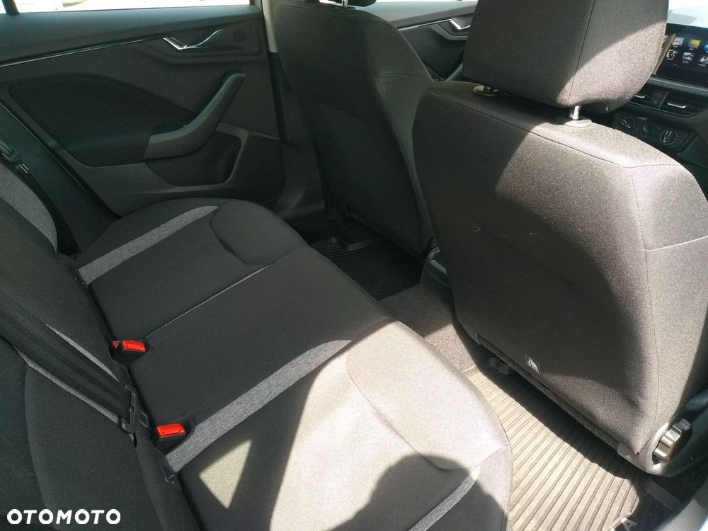 Skoda Scala 1.0 TSI Essence - 24