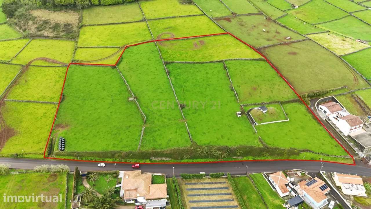 Oportunidade Única!- Terreno com Vista Mar, Serra e Campo - Grande imagem: 3/7