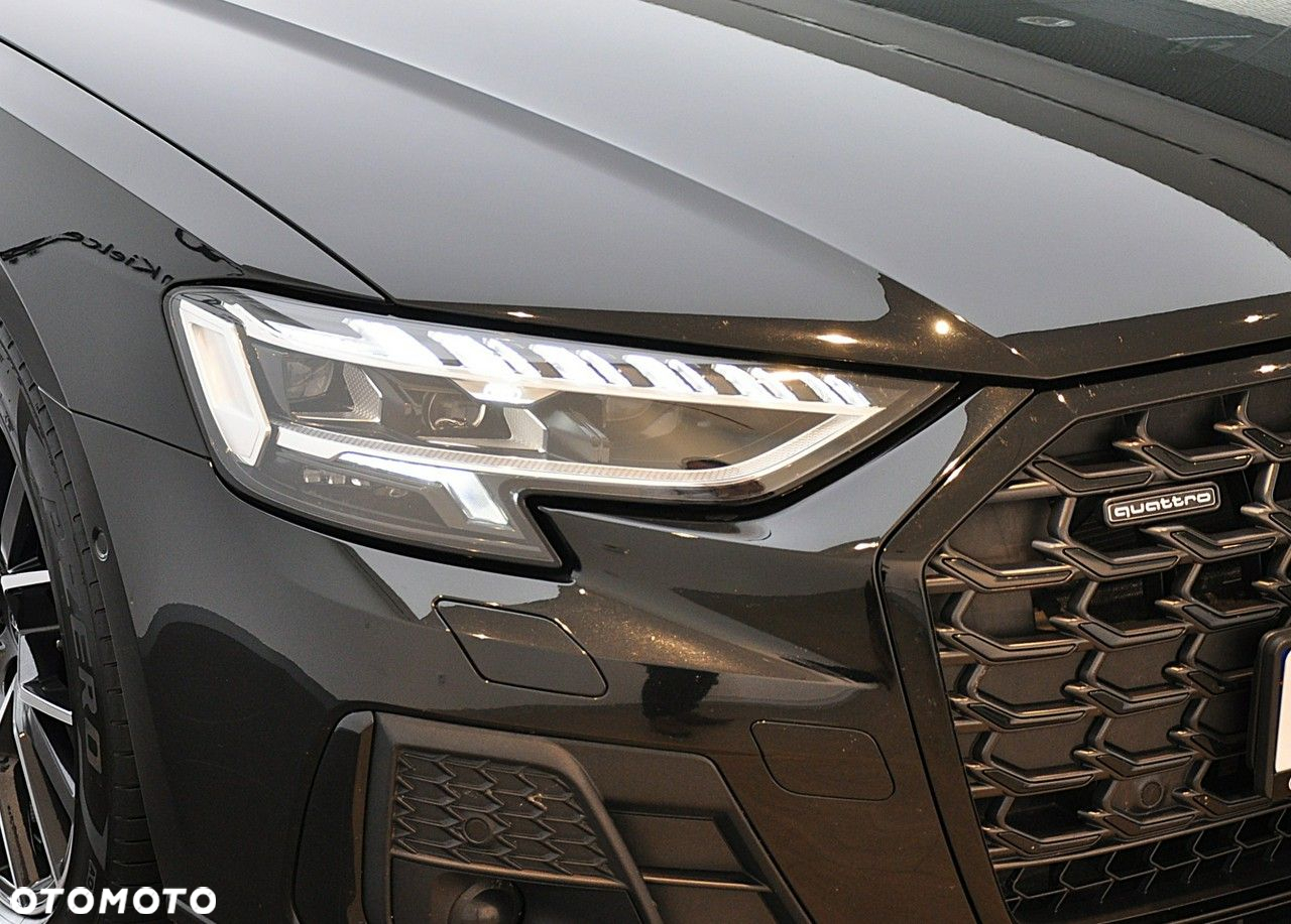 Audi A8 - 7