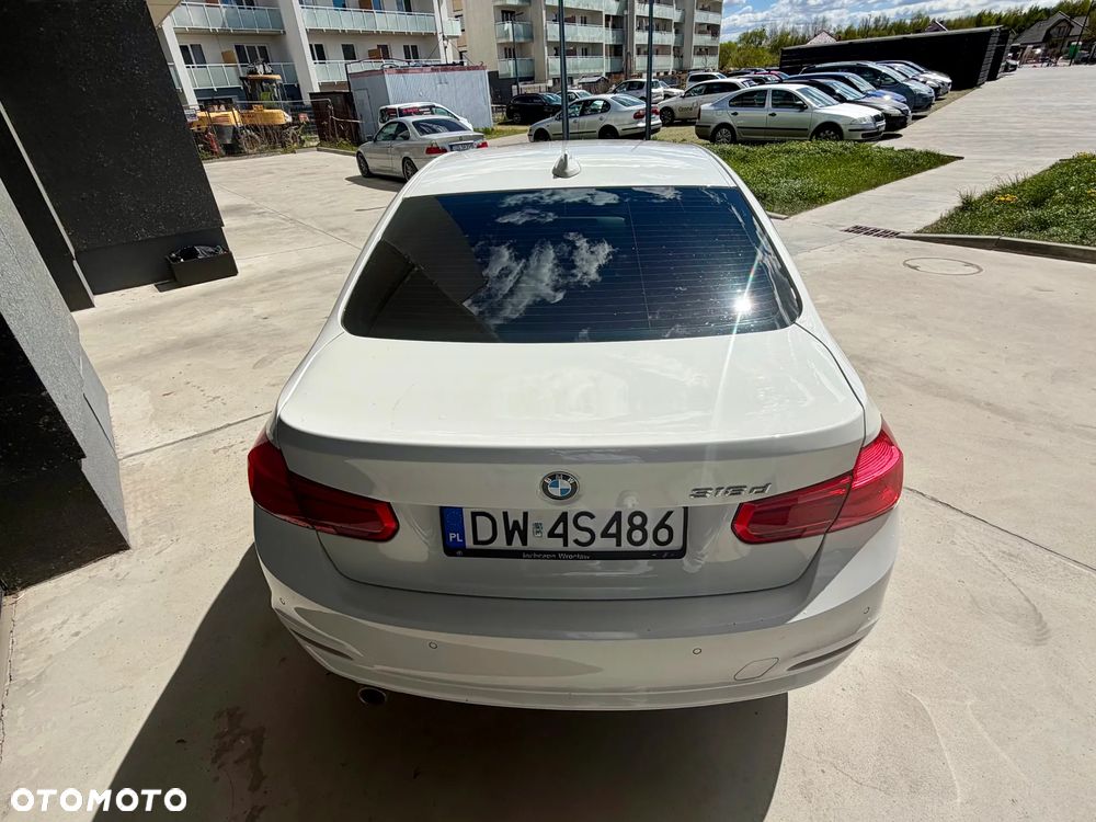 BMW Seria 3 318d - 3