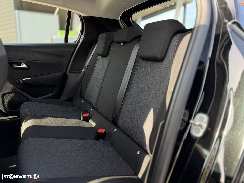 Peugeot 208 1.2 Hybrid Style e-DCS6 - 26