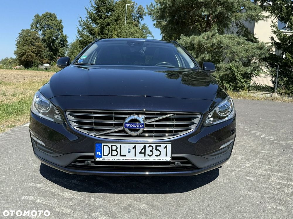 Volvo V60 T3 Geartronic Momentum - 12