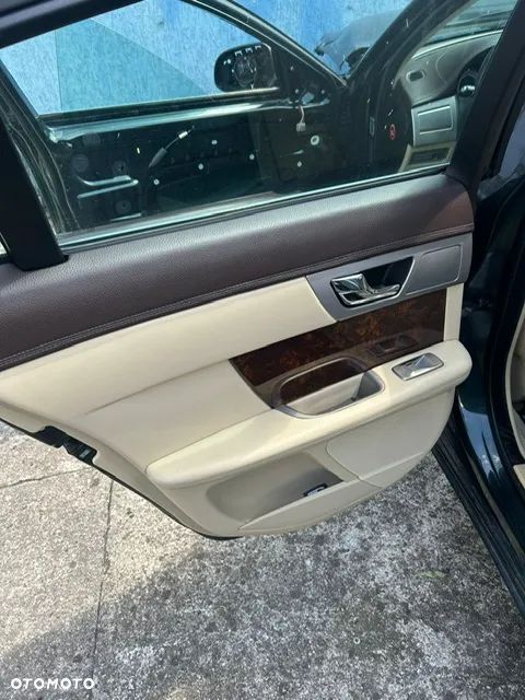 Siedzenia fotele komplet skórzane wnętrze idealne Jaguar XF X250 - 8