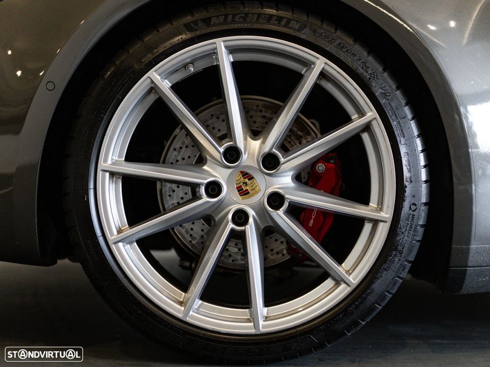 Porsche 911 (992) Carrera 4S PDK - 14