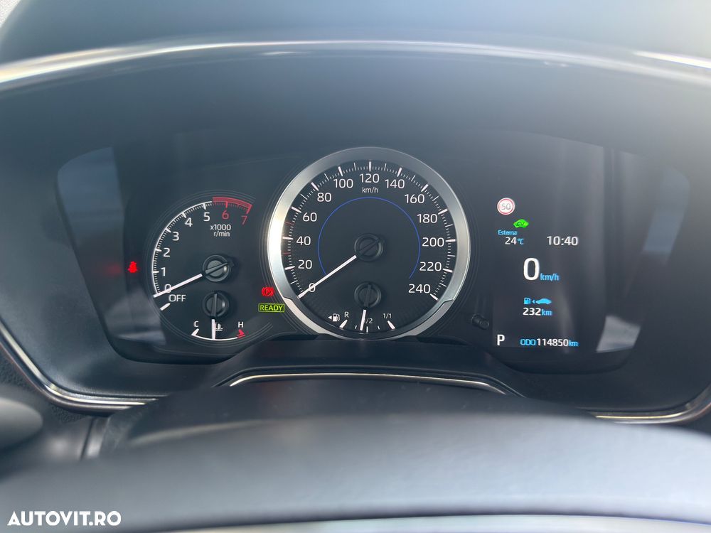 Toyota Corolla 1.8 Business Edition - 3