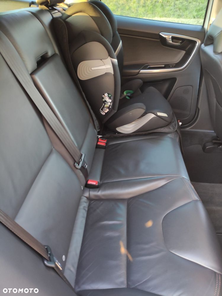 Volvo XC 60 D4 Drive-E Summum - 9