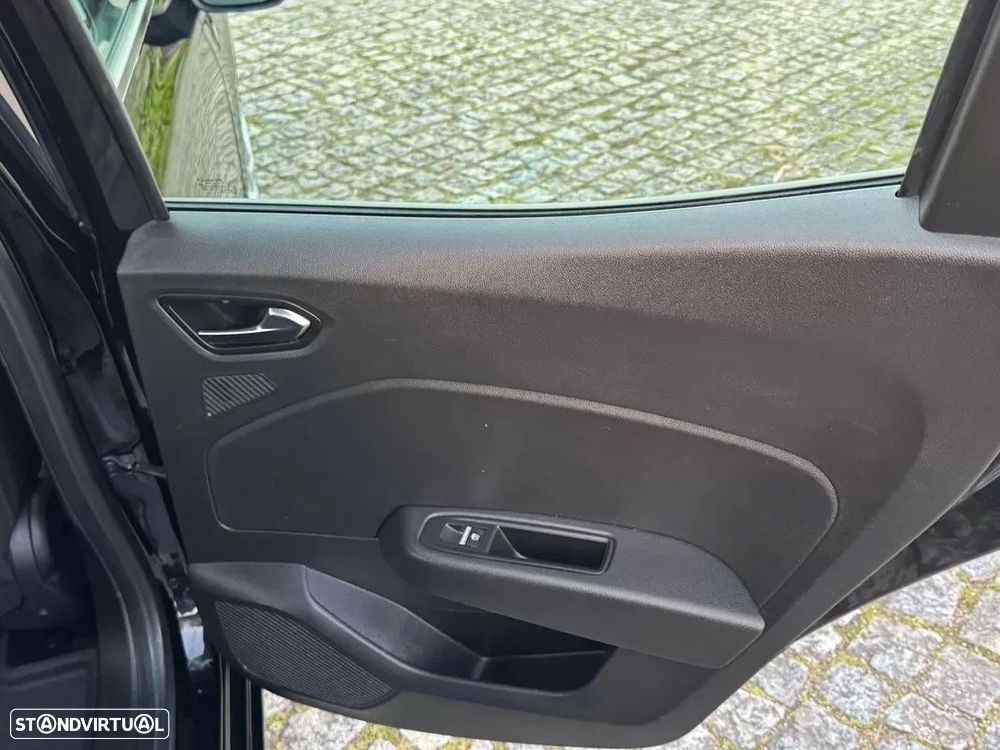 Renault Clio 1.6 E-Tech Intens - 9