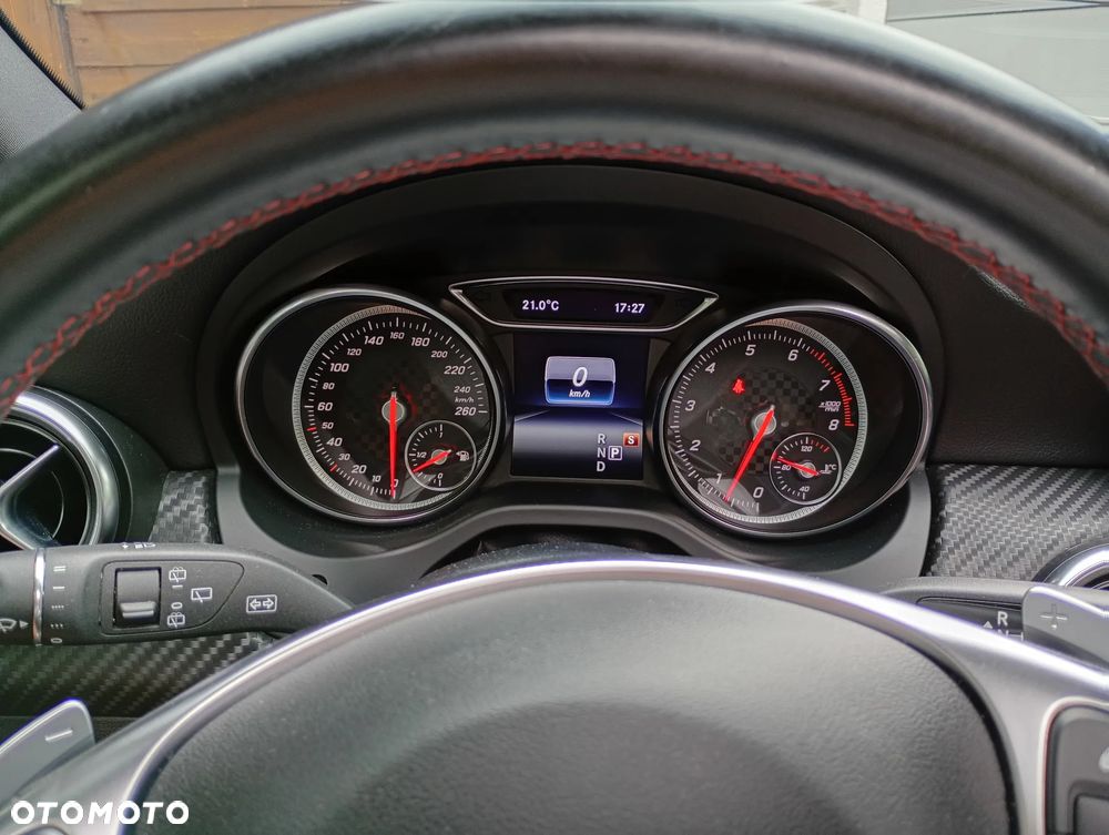 Mercedes-Benz Klasa A 220 4-Matic AMG Line - 9