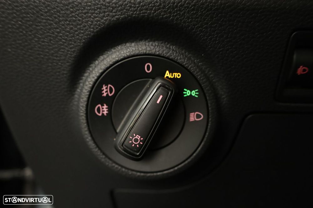 SEAT Ibiza 1.0 Reference - 17