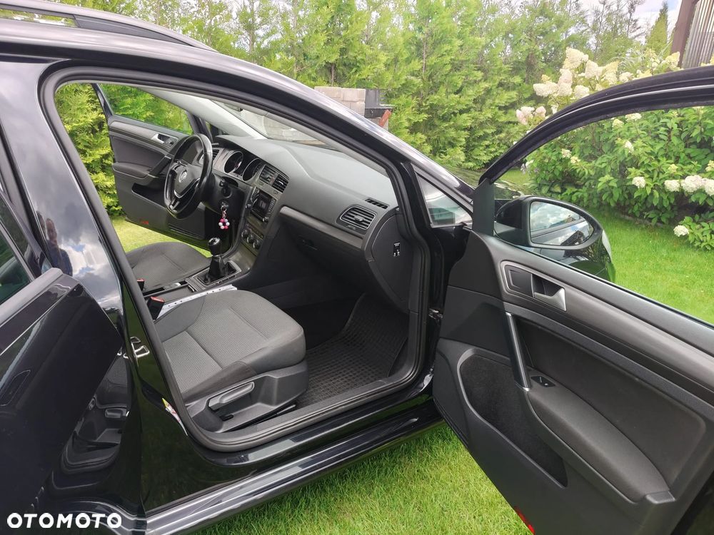 Volkswagen Golf - 19