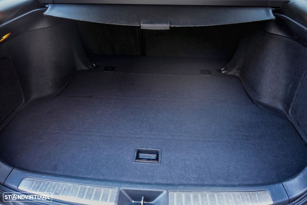 Toyota Avensis SW - 16