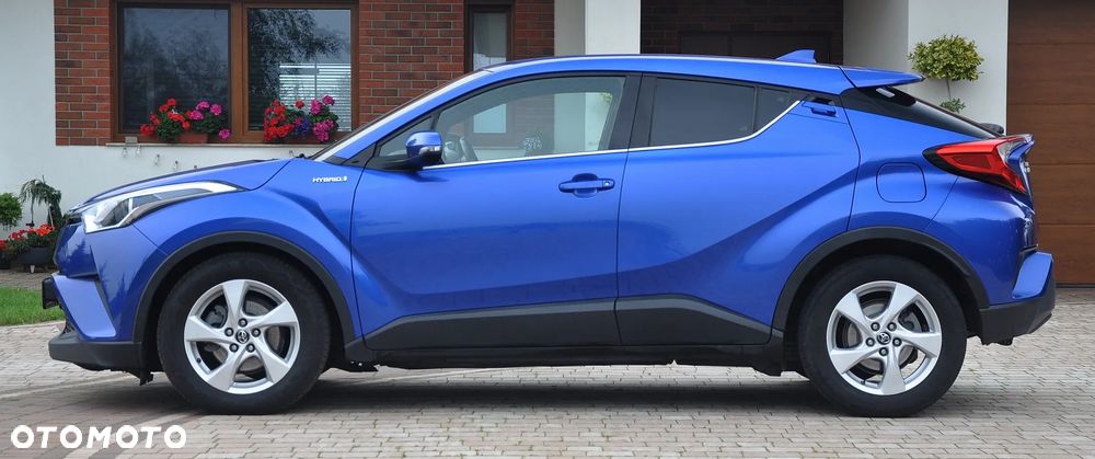 Toyota C-HR - 4