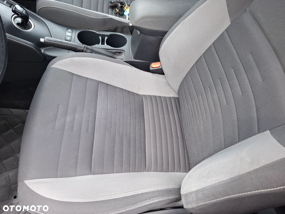 Toyota Auris - 17