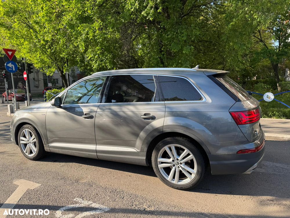 Audi Q7 - 7