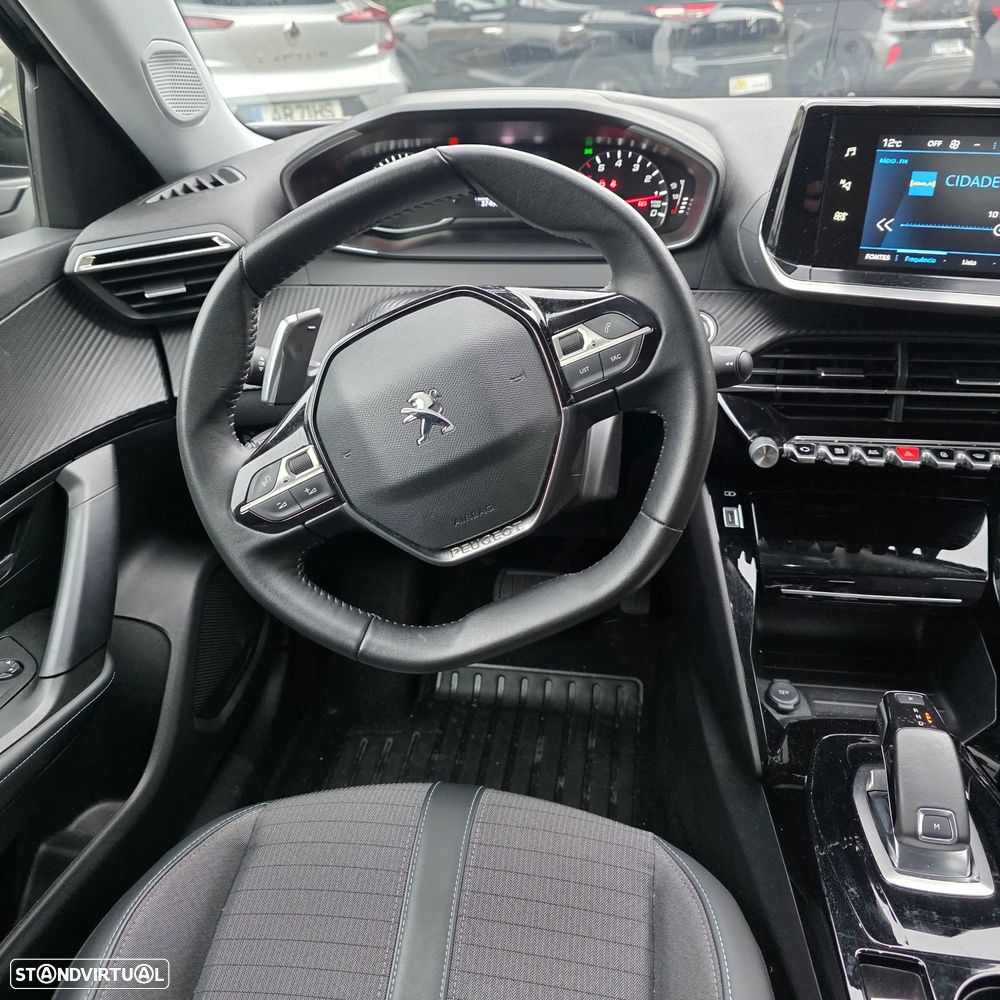 Peugeot 2008 PureTech 130 EAT8 Allure Pack - 11