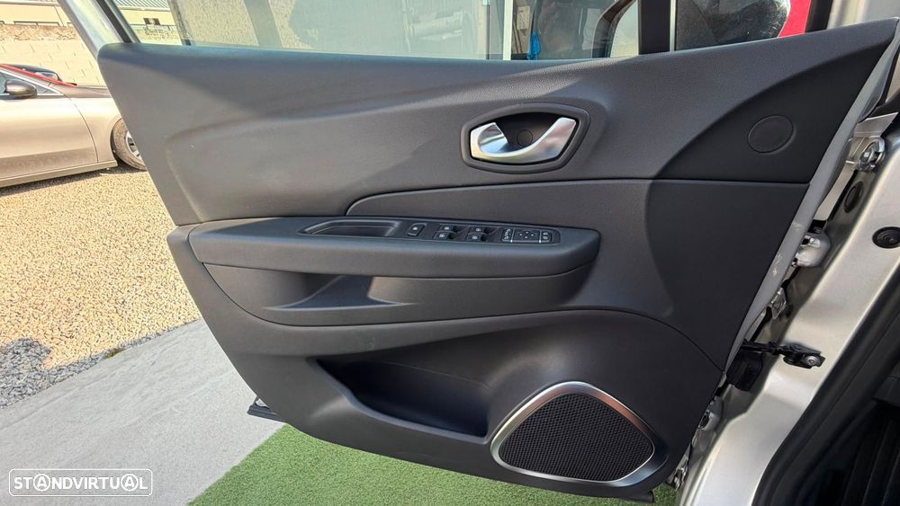 Renault Captur 0.9 TCE Exclusive - 41