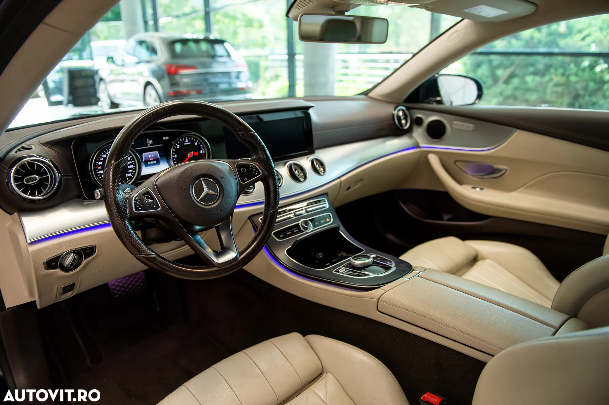 Mercedes-Benz E 220 d Coupe 9G-TRONIC Avantgarde - 14