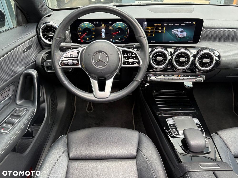 Mercedes-Benz CLA - 11