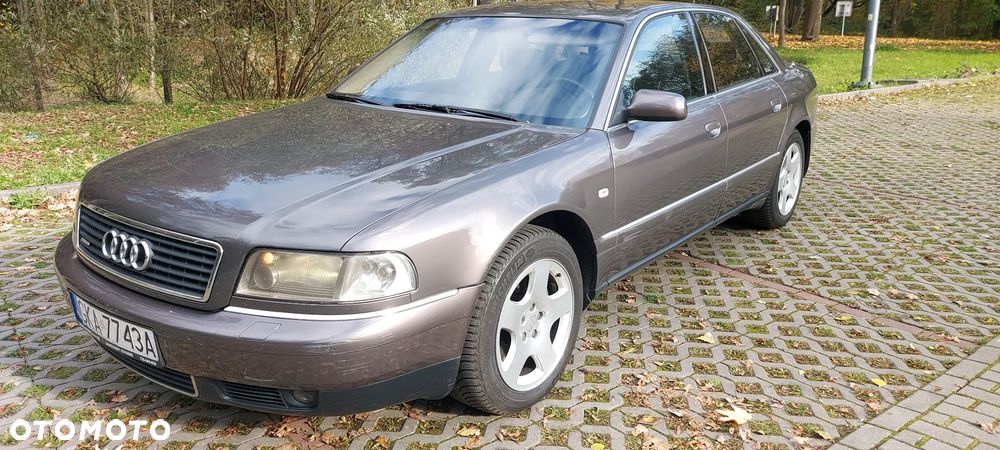 Audi A8 - 2
