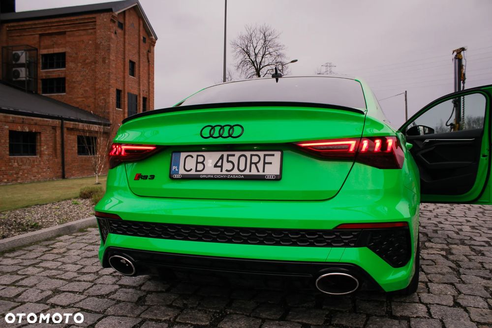 Audi RS3 Limousine - 13