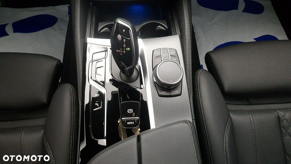 BMW Seria 5 - 24