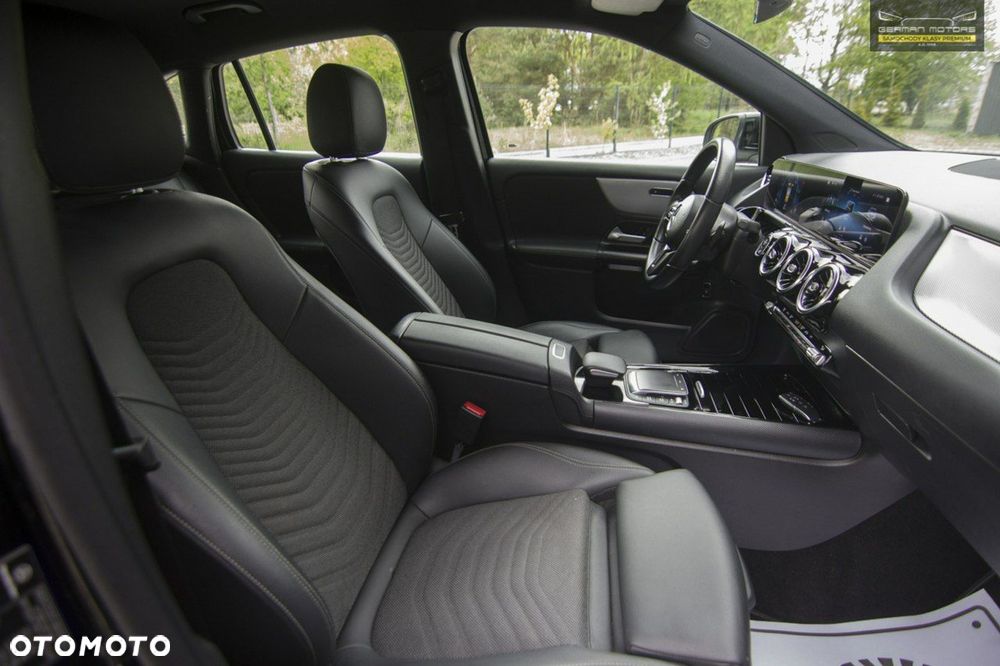 Mercedes-Benz GLA - 35