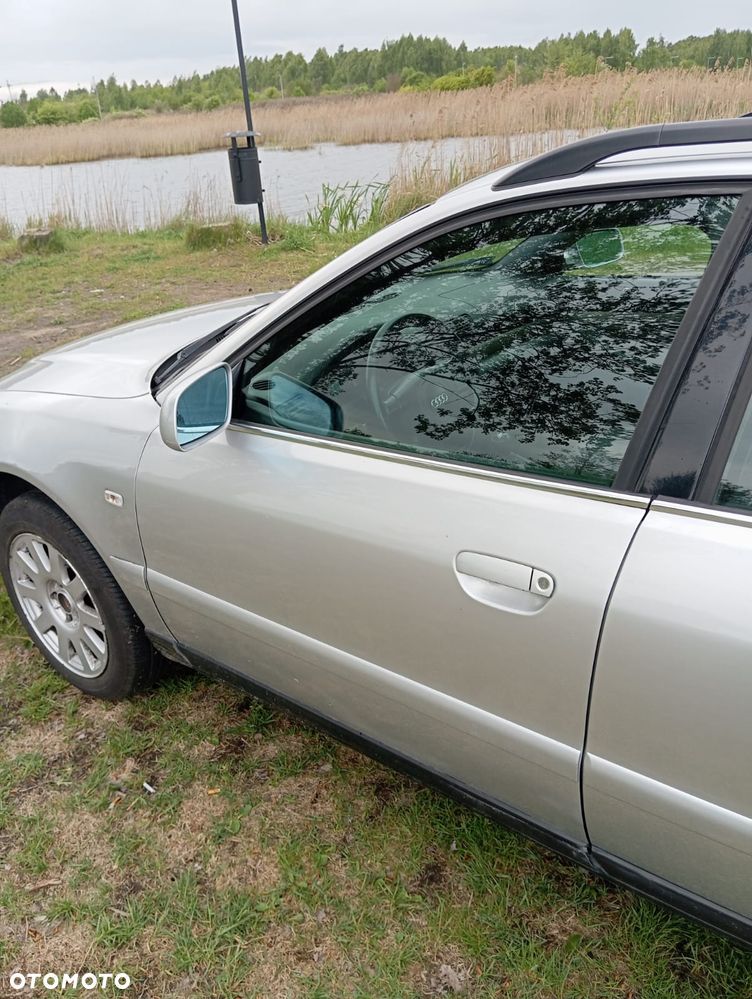 Audi A4 Avant - 26