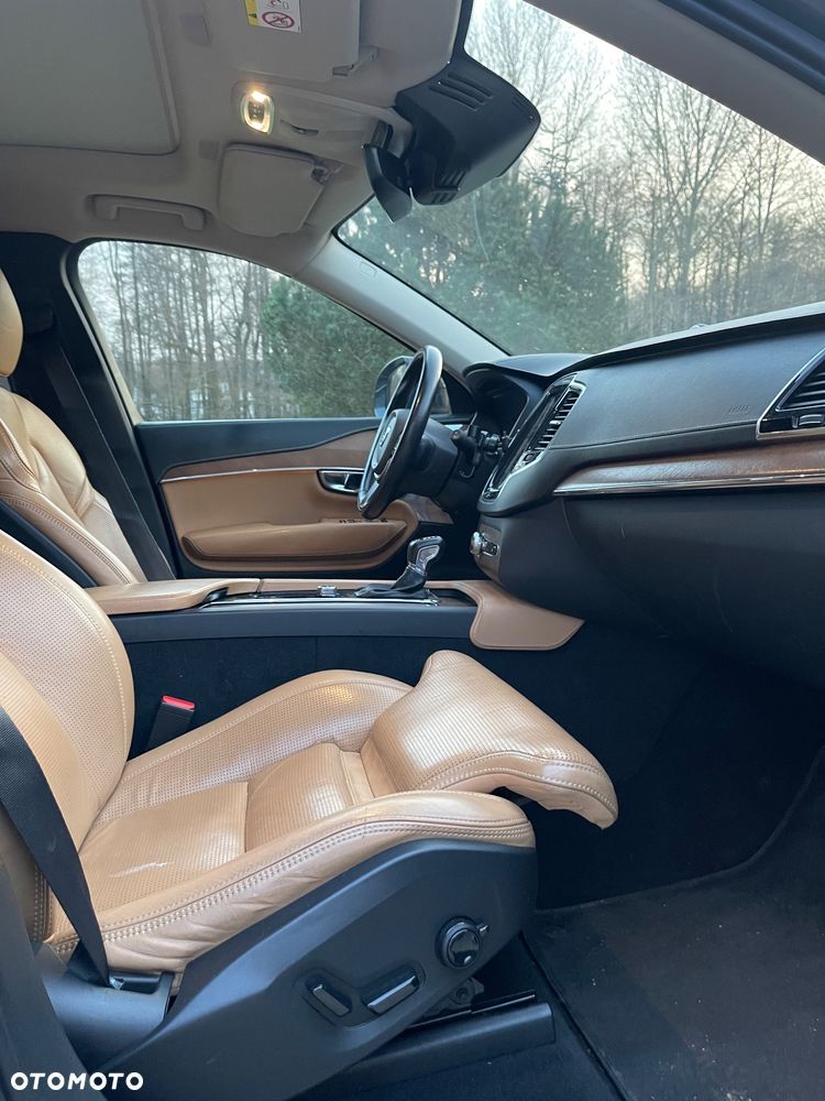 Volvo XC 90 D5 SCR AWD Inscription 7os - 25