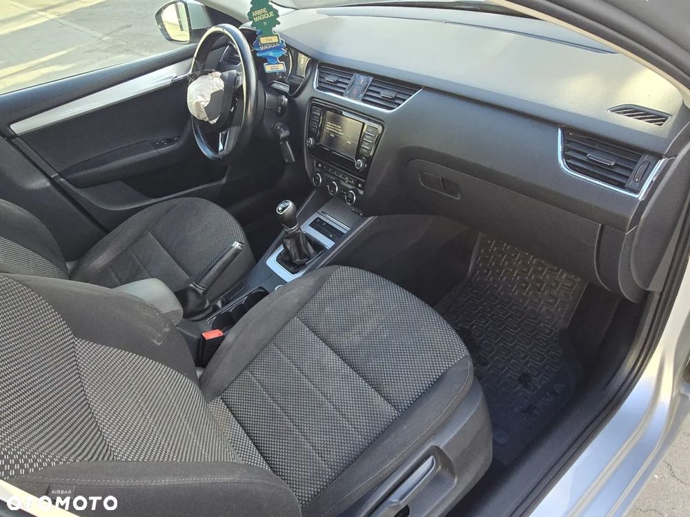 Skoda Octavia 1.6 TDI (Green tec) Style - 12
