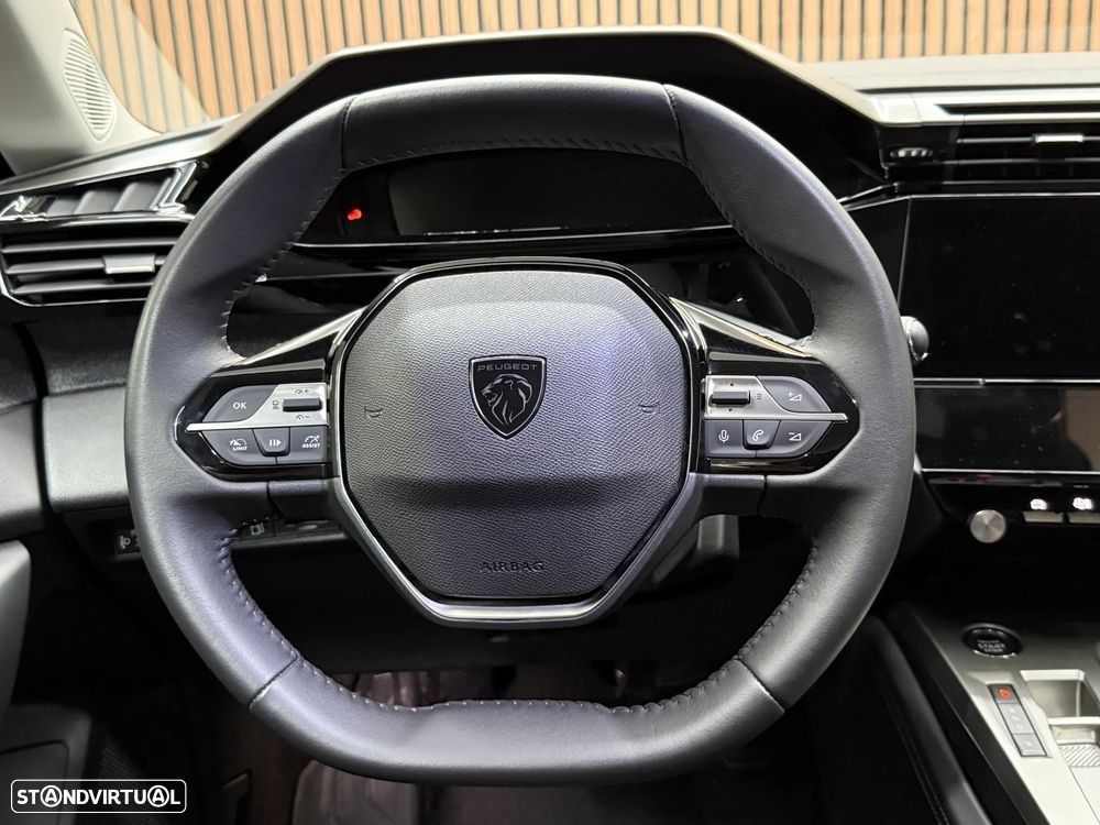 Peugeot 408 225 e-EAT8 Allure - 19