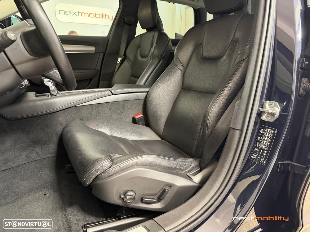 Volvo V90 2.0 D4 Momentum B.Pack Geartronic - 13