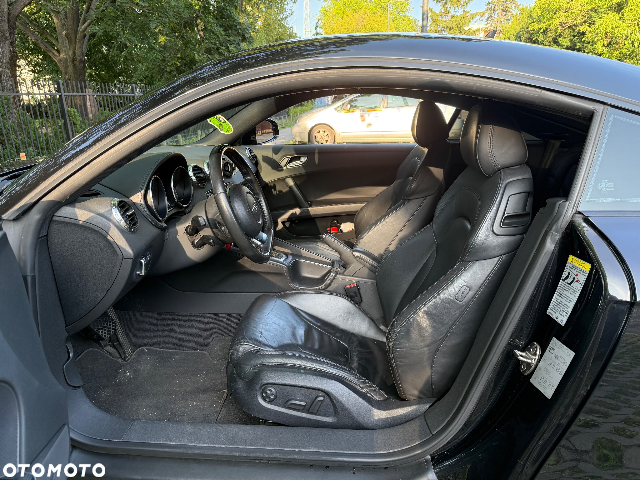 Audi TT Coupe 3.2 Quattro DSG - 13