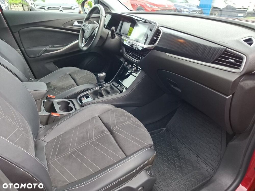 Opel Grandland 1.2 T GS Line S&S - 15