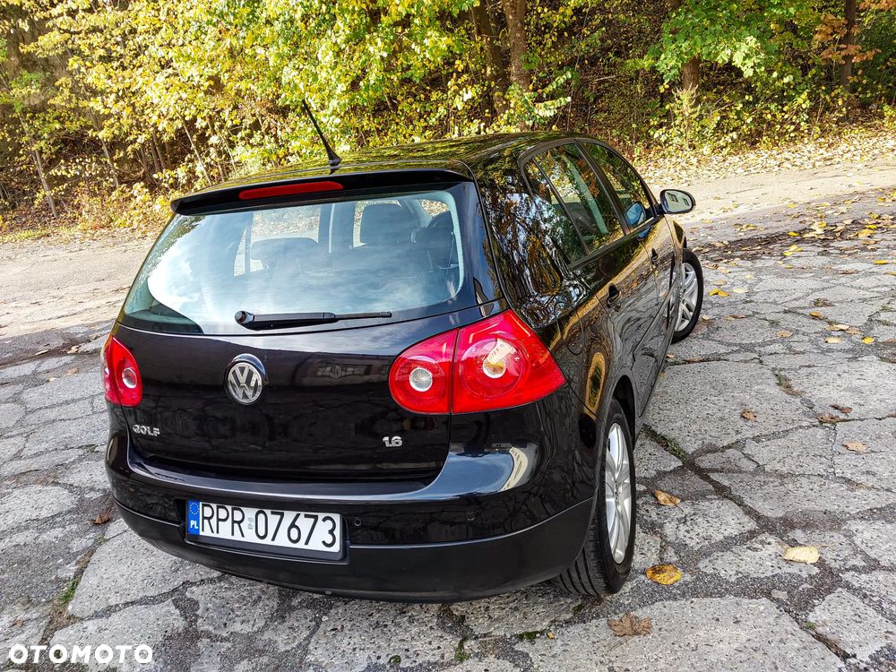 Volkswagen Golf - 3