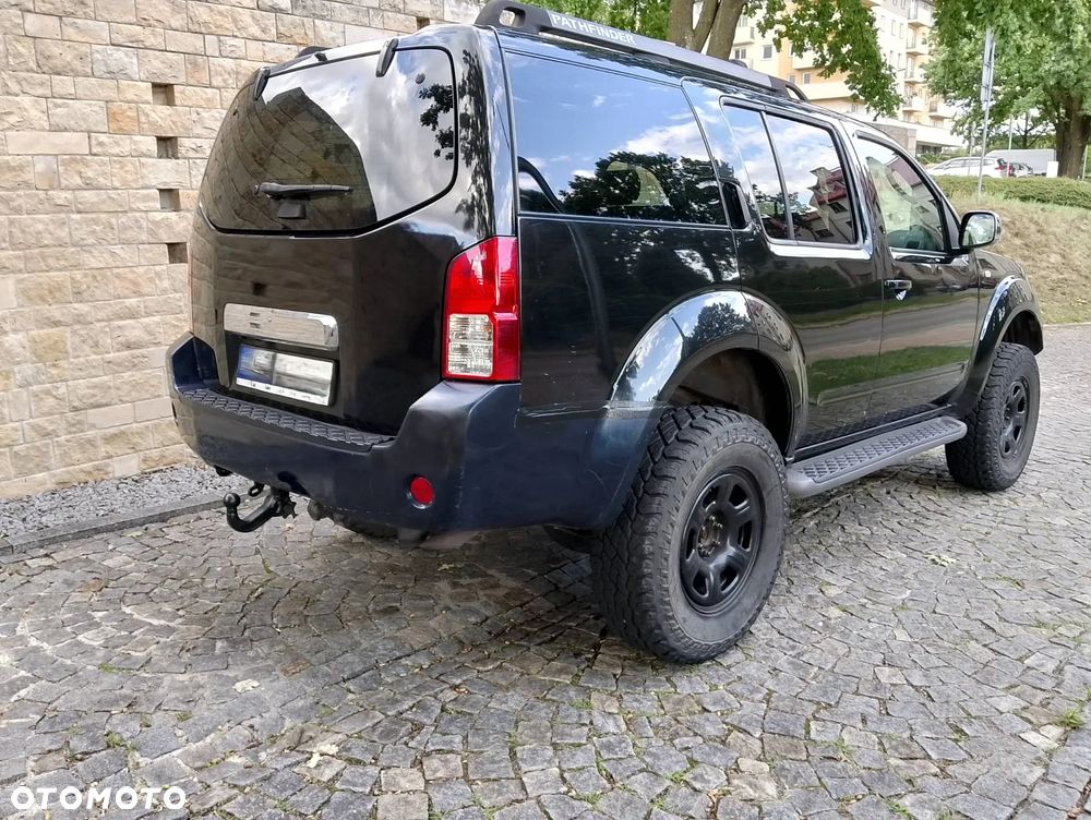 Nissan Pathfinder 2.5 DCi Elegance / LE - 3