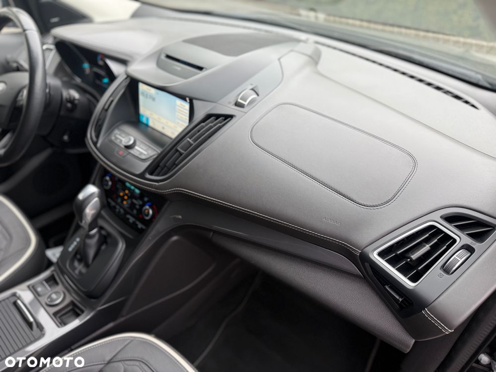 Ford Kuga 1.5 EcoBoost 4x4 Vignale - 18