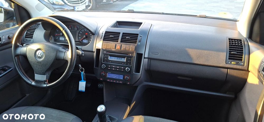Volkswagen Polo 1.4 Goal - 27