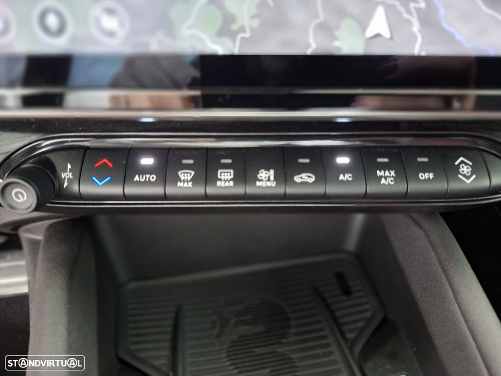 Alfa Romeo Junior 54 kWh Sport Speciale - 15