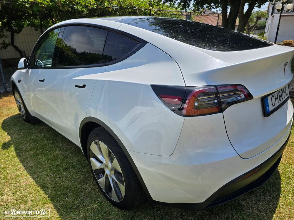 Tesla Model Y RWD - 4