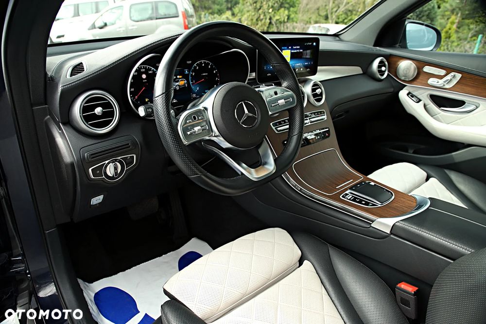 Mercedes-Benz GLC - 18