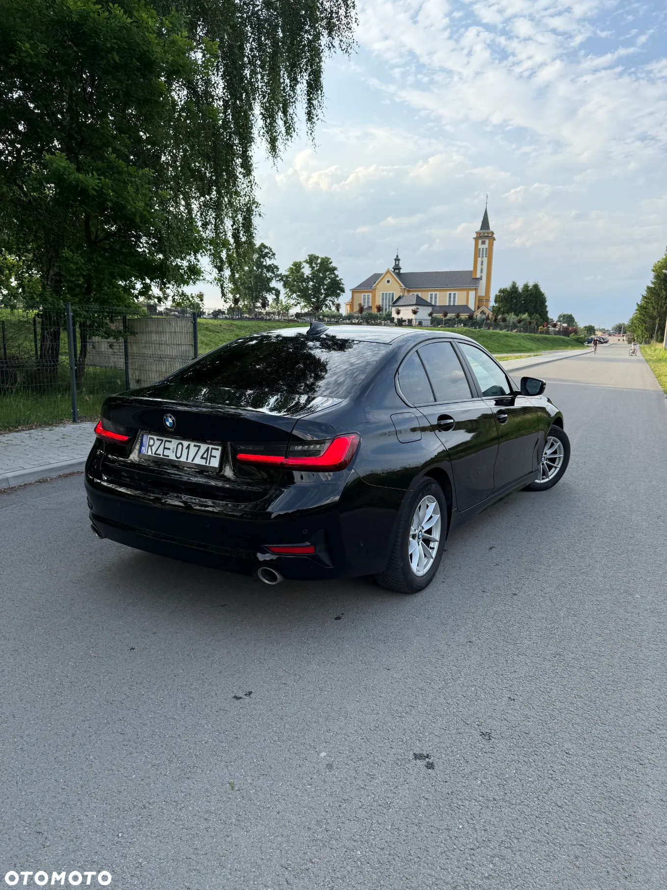 BMW Seria 3 320i Advantage sport - 11