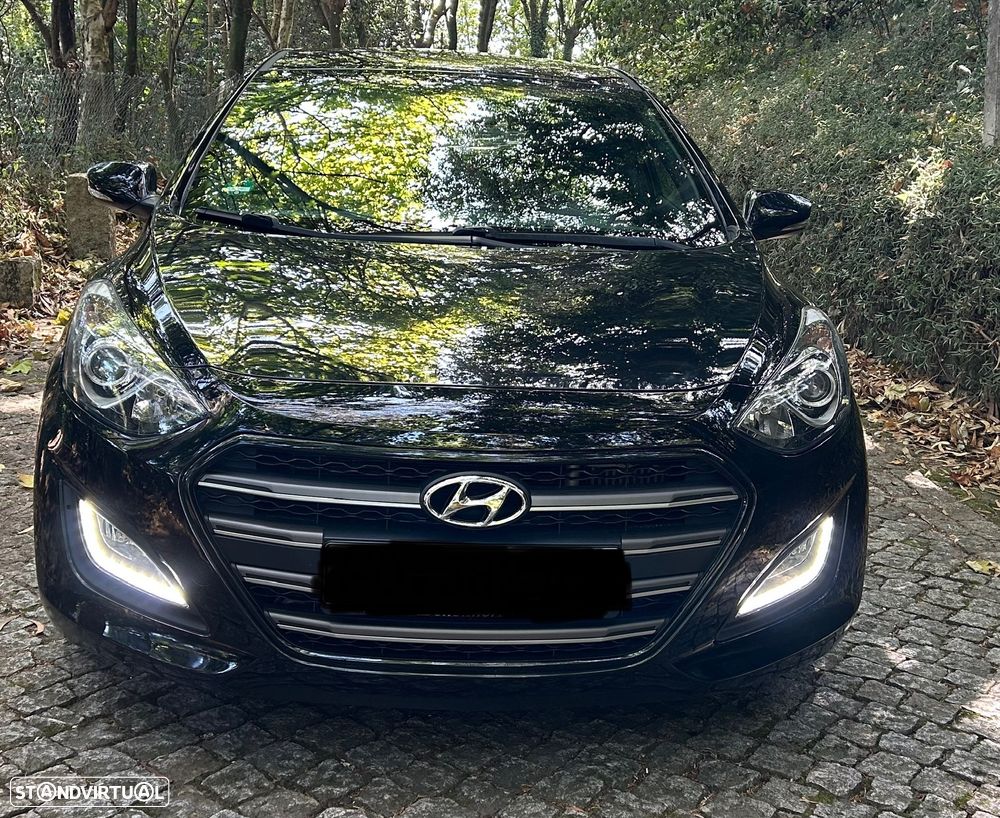 Hyundai i30 1.6 CRDI Blue Comfort J16 - 1