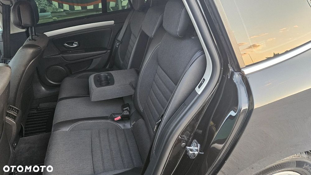 Renault Laguna Grandtour 2.0 dCi Dynamique - 13